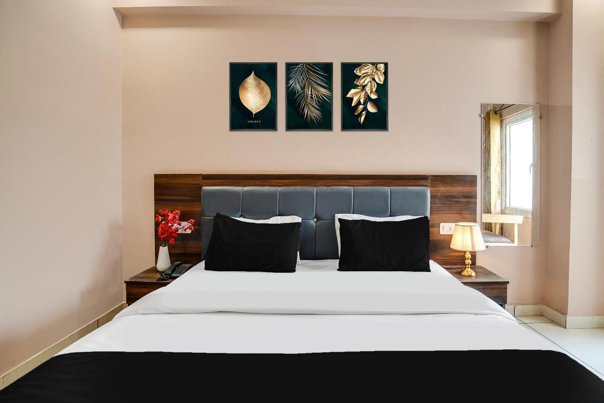 Super Townhouse Tapovan Экстерьер фото