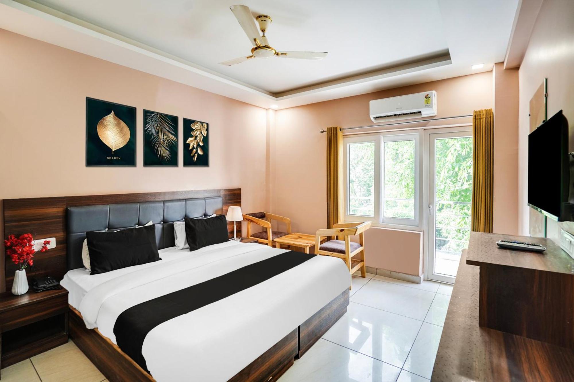 Super Townhouse Tapovan Экстерьер фото